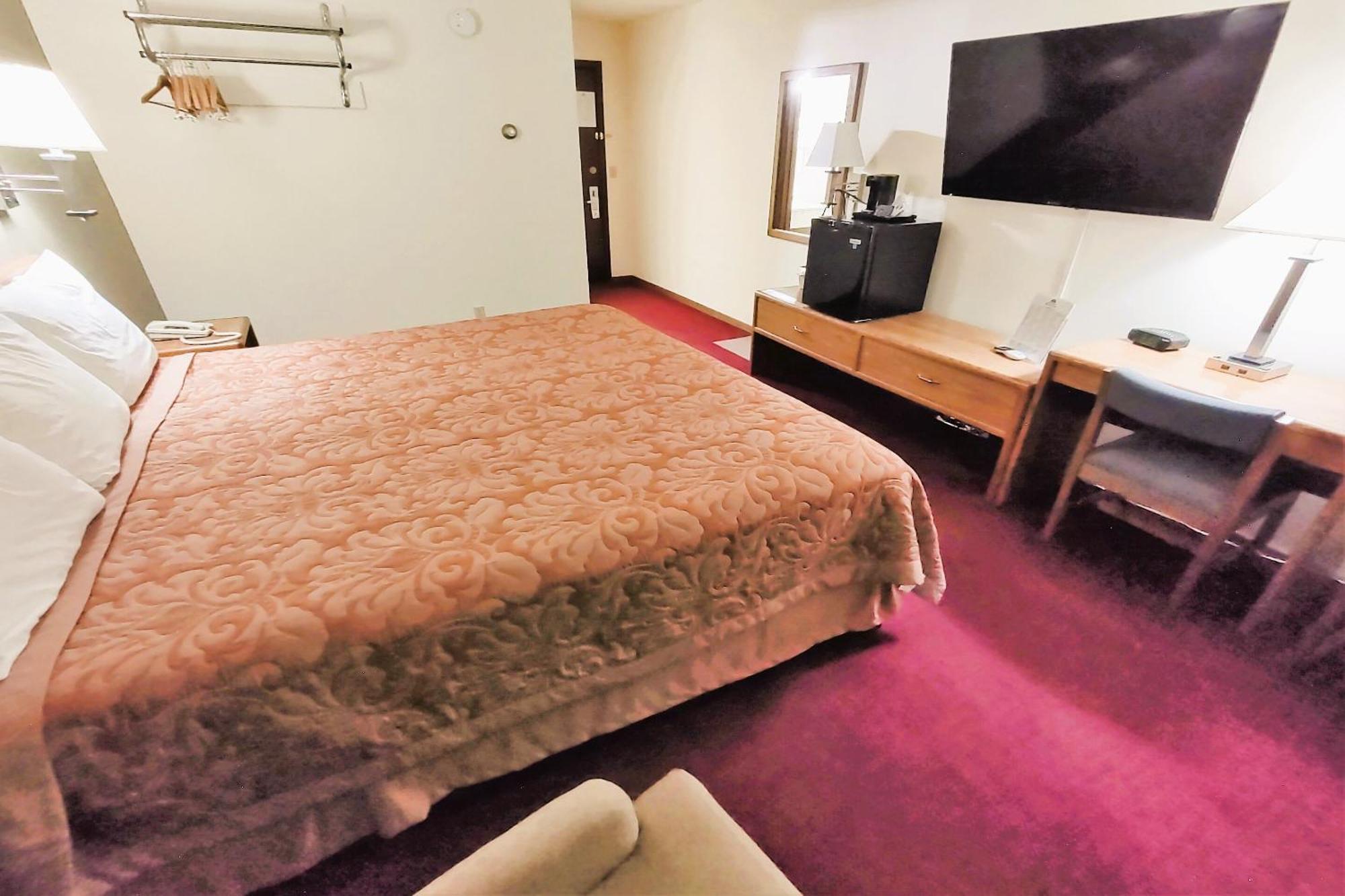 Love Hotels Staples By Oyo At Hwy 10 Mn Motley Buitenkant foto